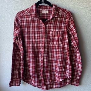 Hollister red plaid flannel Men’s sz s long sleeve
